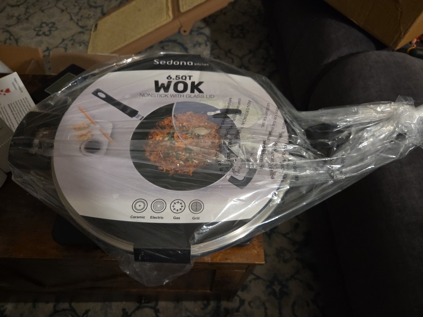 NEW – Sedona Kitchen 6.5-Qt. Wok w/ Glass Lid – BLACK