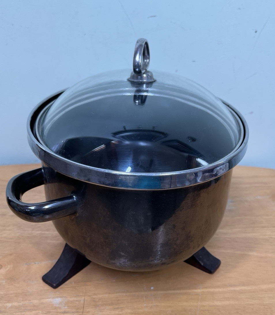 Chantal Enamel On Steel Roaster Pan Dutch Oven Oval Dome with Glass Lid OV30