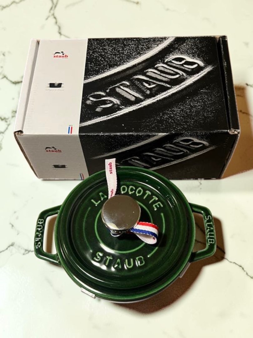 Staub pico cocotte Ronde Round 14cm Basil Green rare NEW JP