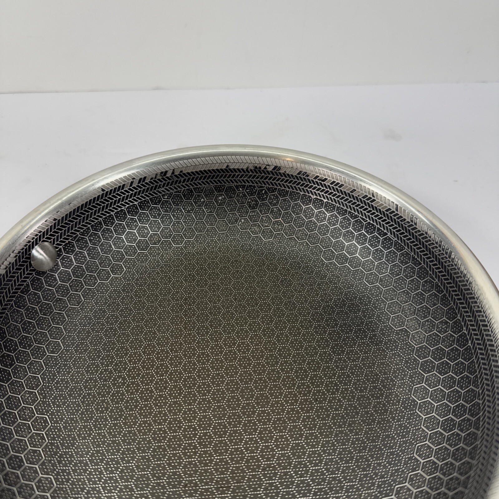 HEXCLAD 8″ Hybrid Fry Pan Stainless Steel Non-Stick Frying Pan (No Lid)