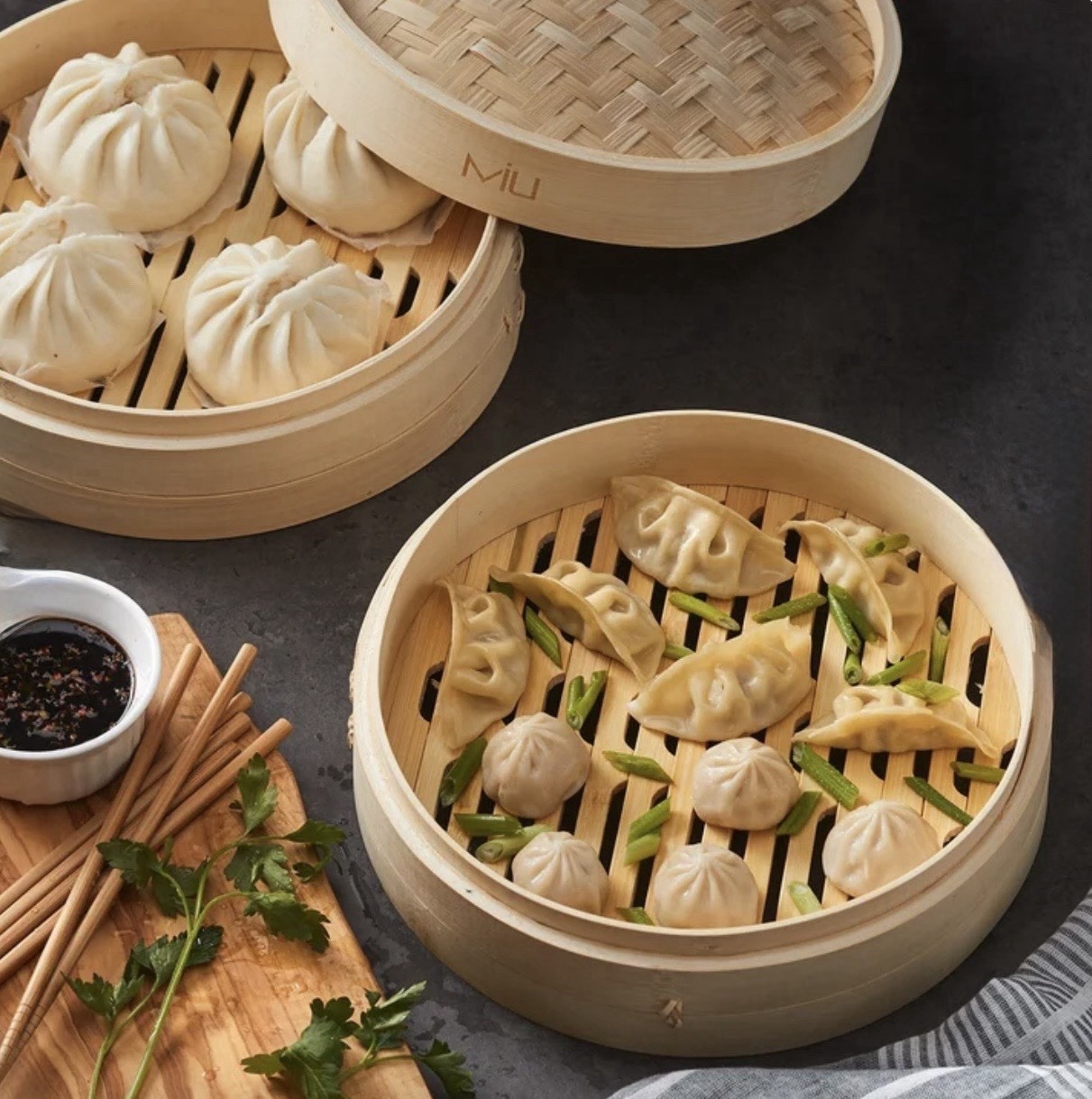 MIU Bamboo Steamer Basket 2-Tier 10″ Dim Sum Dumpling Cooker