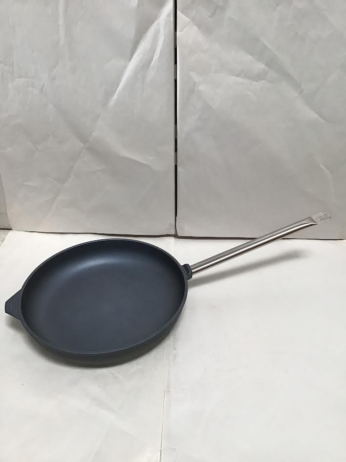 Woll Gastro Commercial Fry Pan with Extra Long Stainless Steel Handle, 15-Inch
