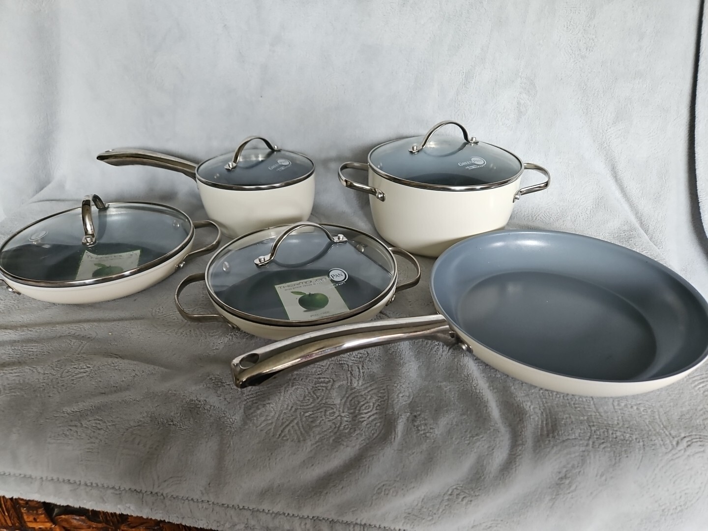 Green Pan Classic Collection White 9 Piece Cookware Set