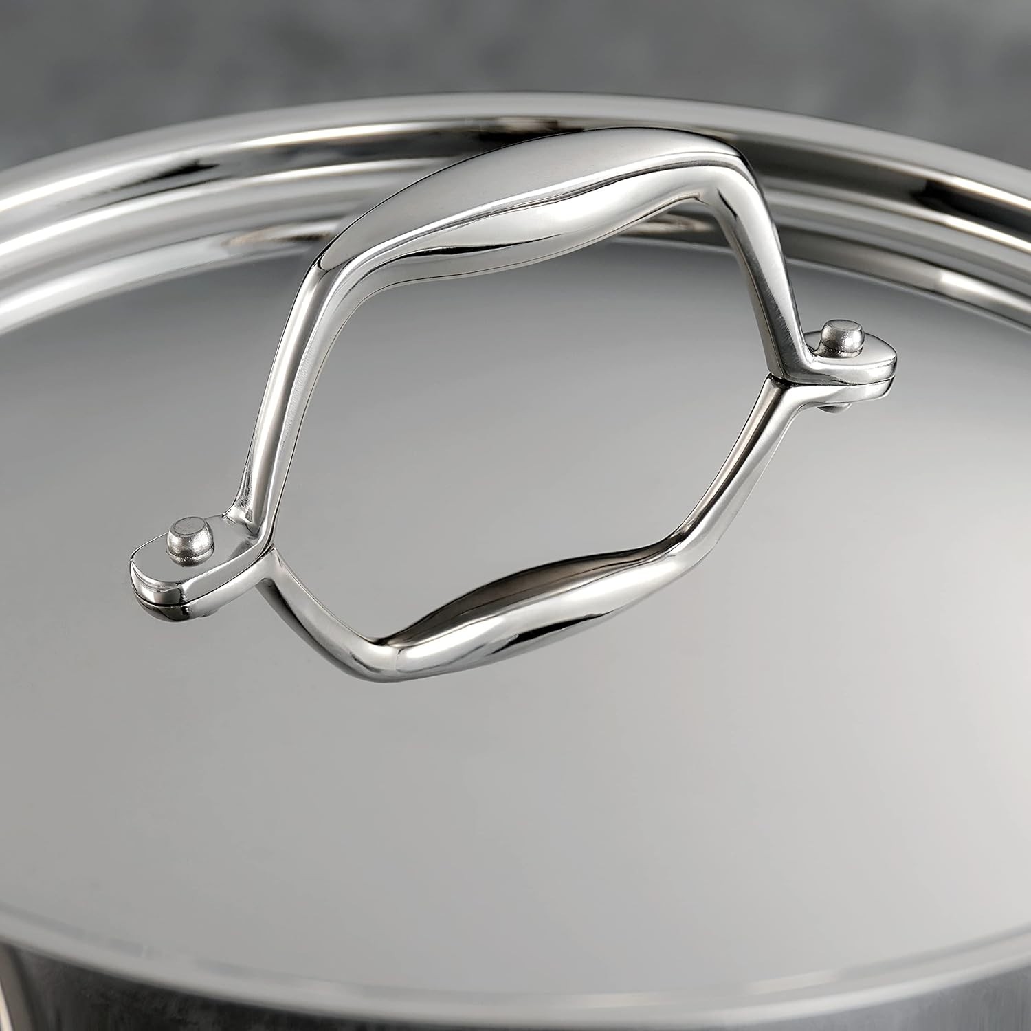 Signature Tri-Ply Clad Stainless Steel 1.5-Quart Sauce Pan with Lid, Inductio…