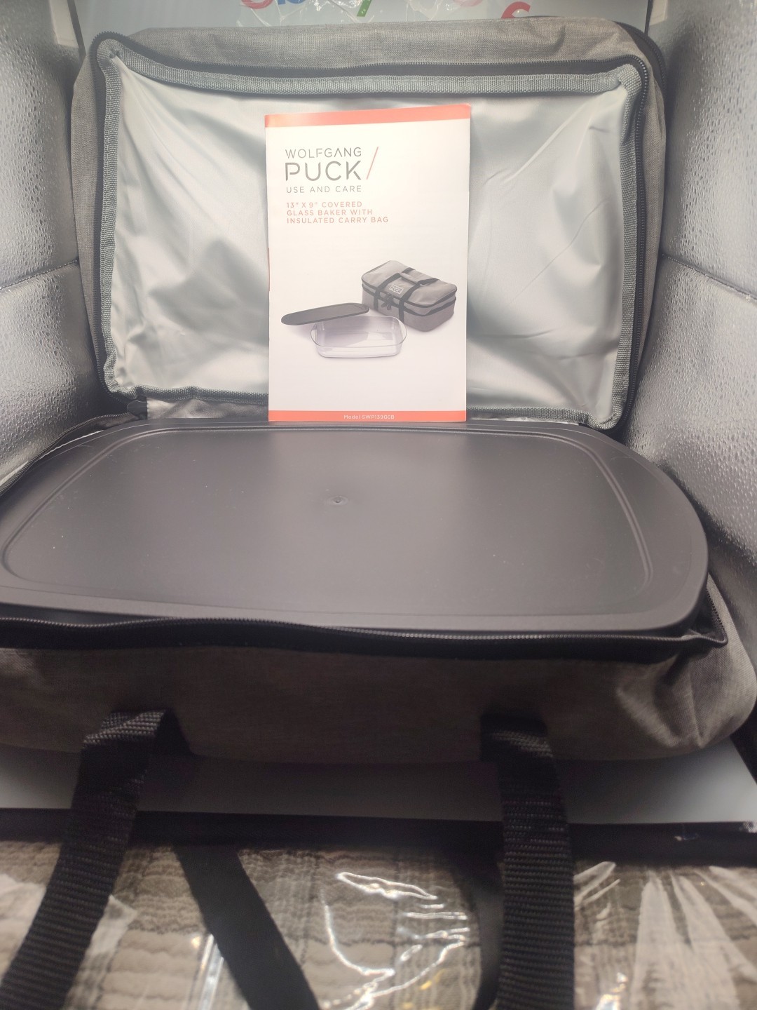 Wolfgang Puck Cookware Glass Baker 9X13 Covered With Carry Case N.W.T. Free Ship
