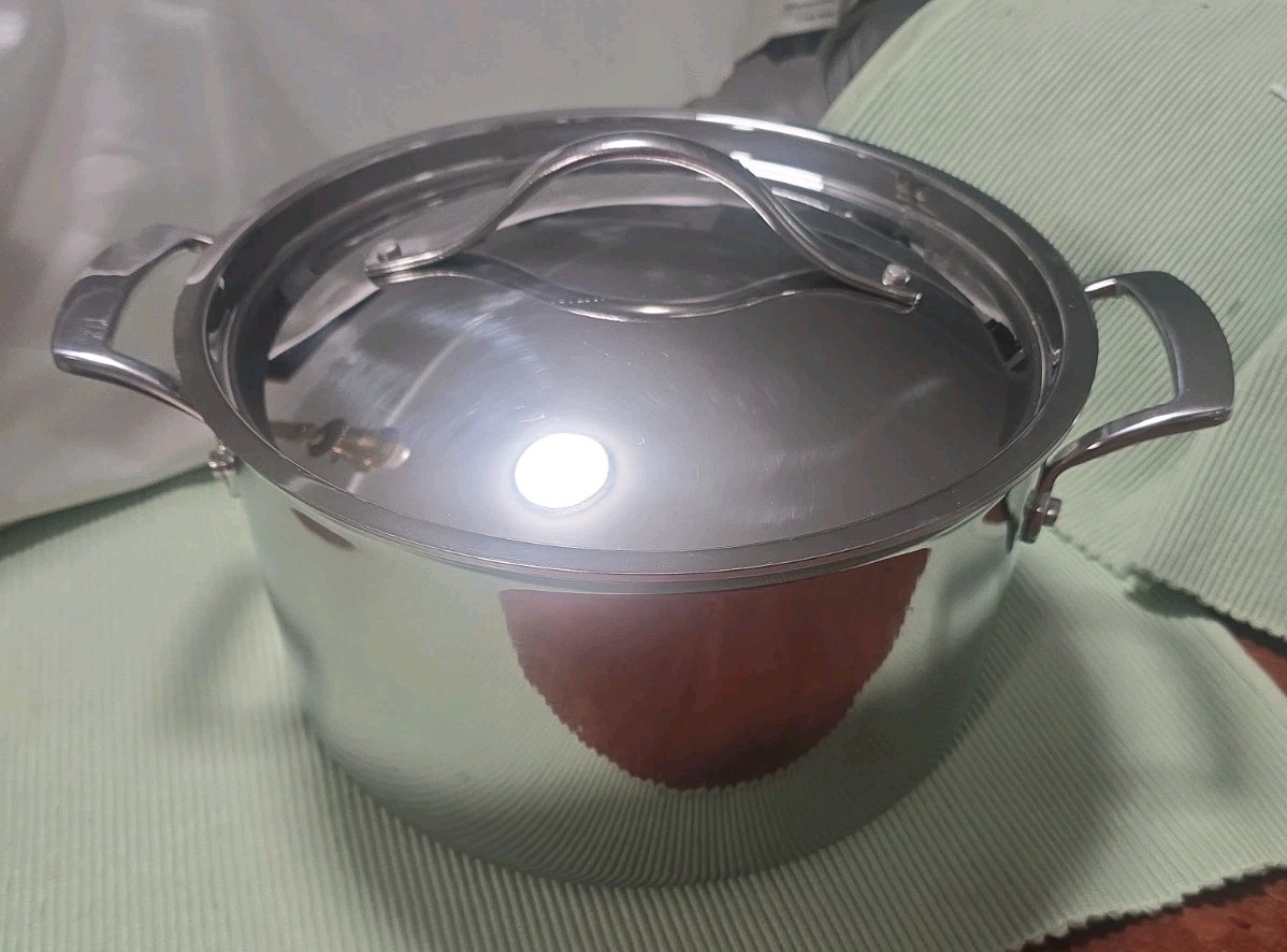 KIRKLAND SIGNATURE PROFESSIONAL QUALITY NSF 7.5 Qt STOCKPOT, LID Thailand