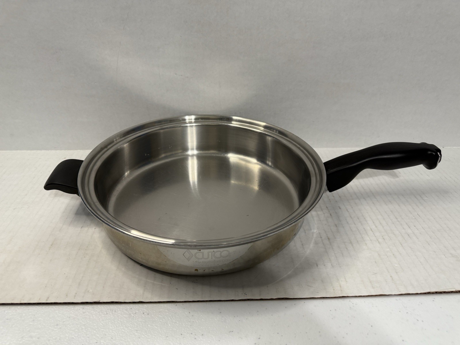 CUTCO 5 Ply Aluminum Core 11.5” Fry Pan With Lid Made In USA