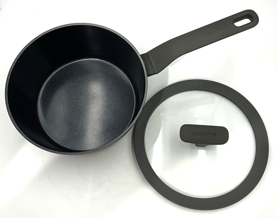 BergHOFF Leo Non-Stick Covered Saucepan Gray 8″ Belgium 2.3QT