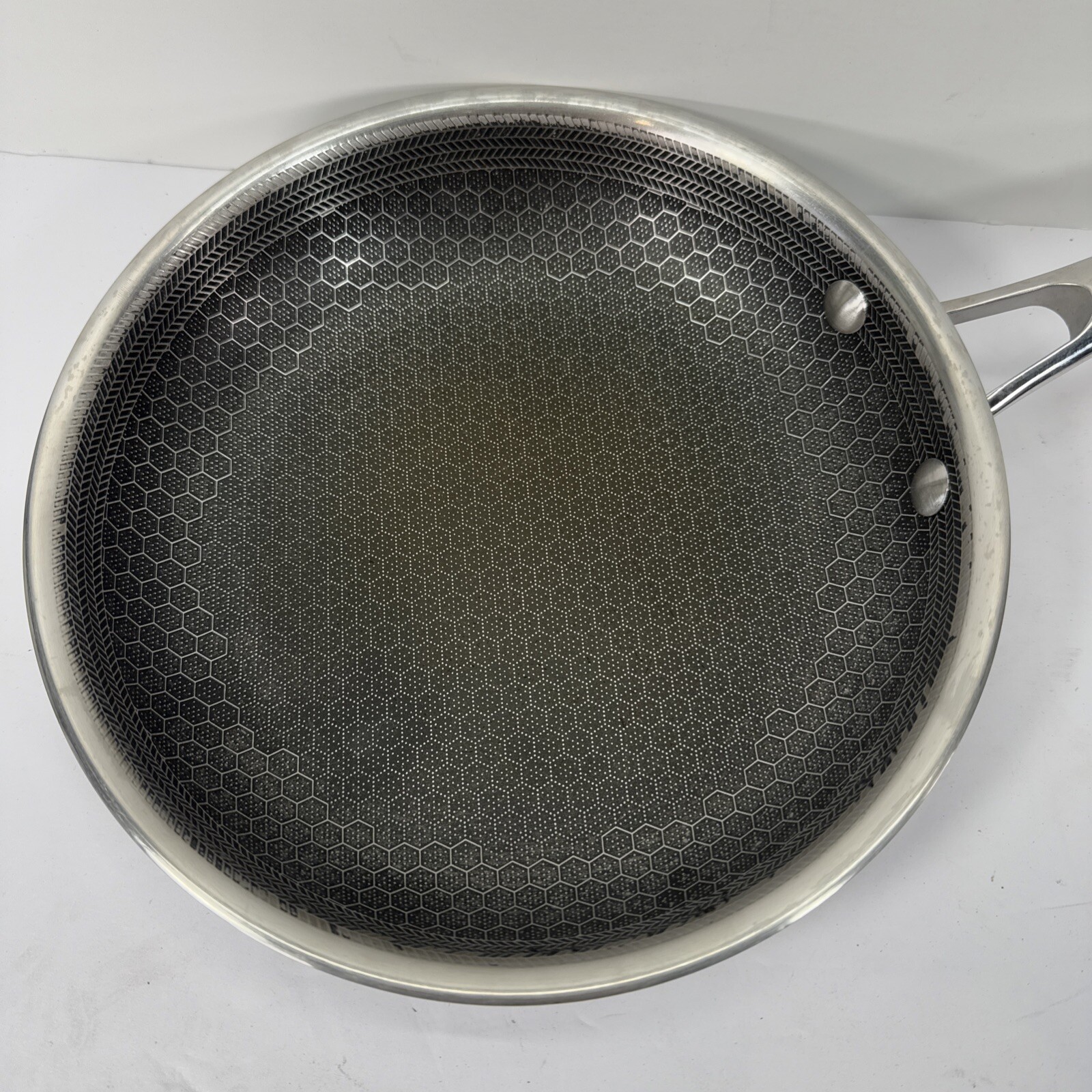 HEXCLAD 8″ Hybrid Fry Pan Stainless Steel Non-Stick Frying Pan (No Lid)