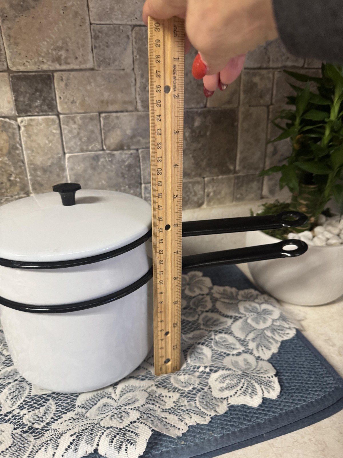 White Enamelware 2-Piece Saucepan Pot Set Lids Black Trim Liter Markings Kitchen
