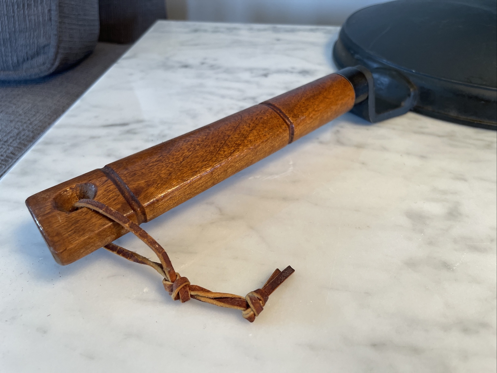 Vintage NORDIC WARE Crepes ‘N Things Crepe Pan Wooden Handle Black Cast Aluminum