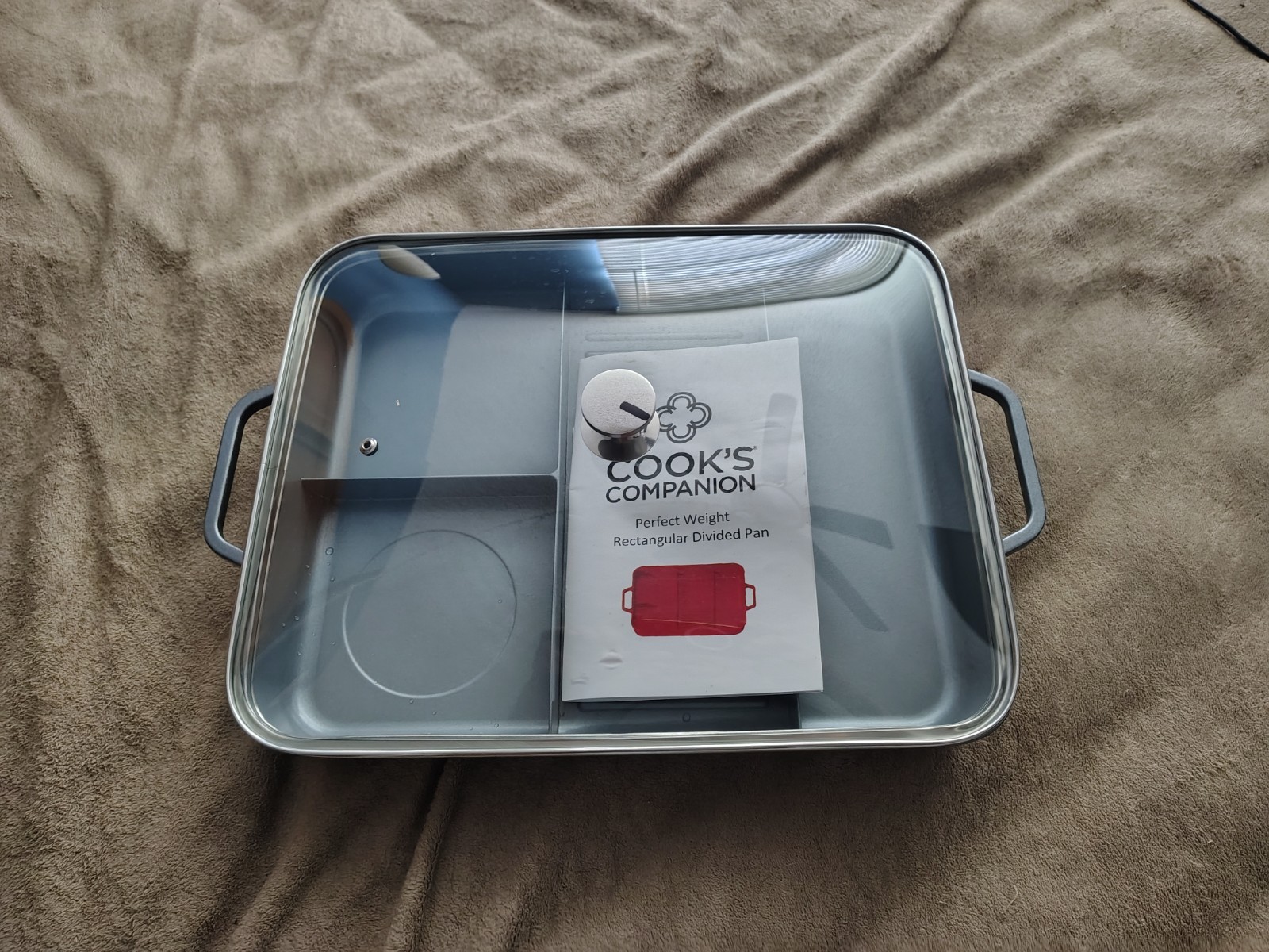Cooks Companion Perfect Weight Rectangular Divided Pan