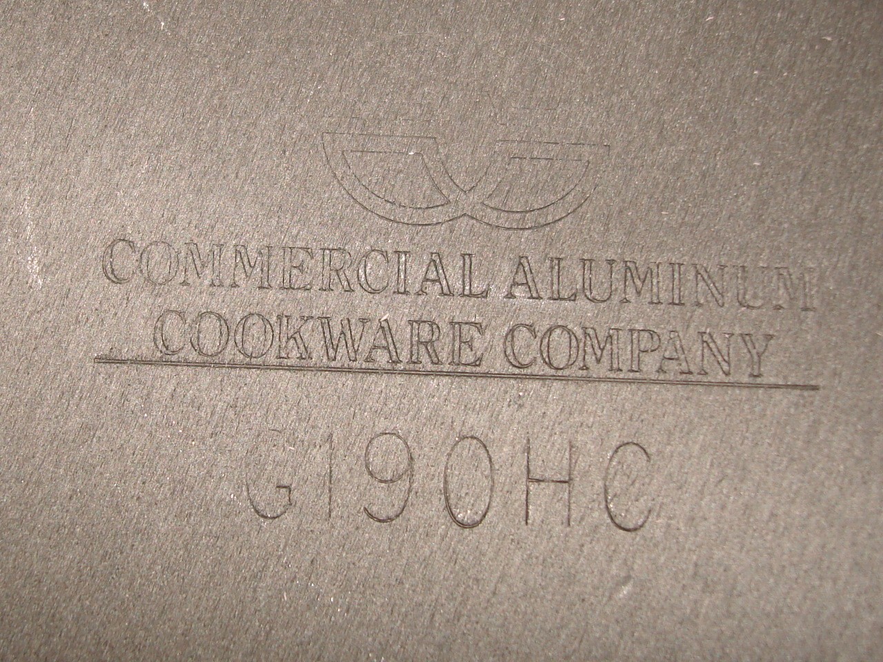 Commercial Aluminum Cookware G190 HC 10″X8″ Oval Skillet Pan Kitchen