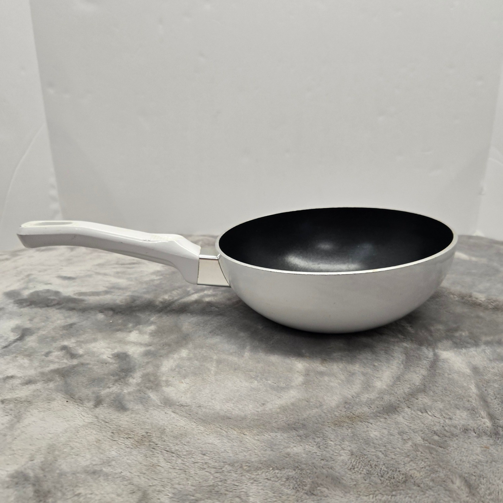 WearEver White Non-Stick Frying Pan Sauté Skillet with Ergonomic Handle