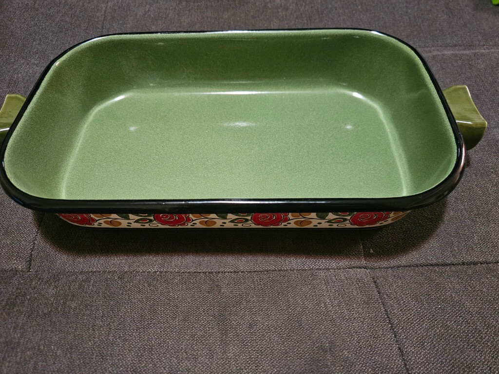 Vintage Baumann Tirol Floral Painted Enamel Casserole Baking Dish 13″ x 7.5″.