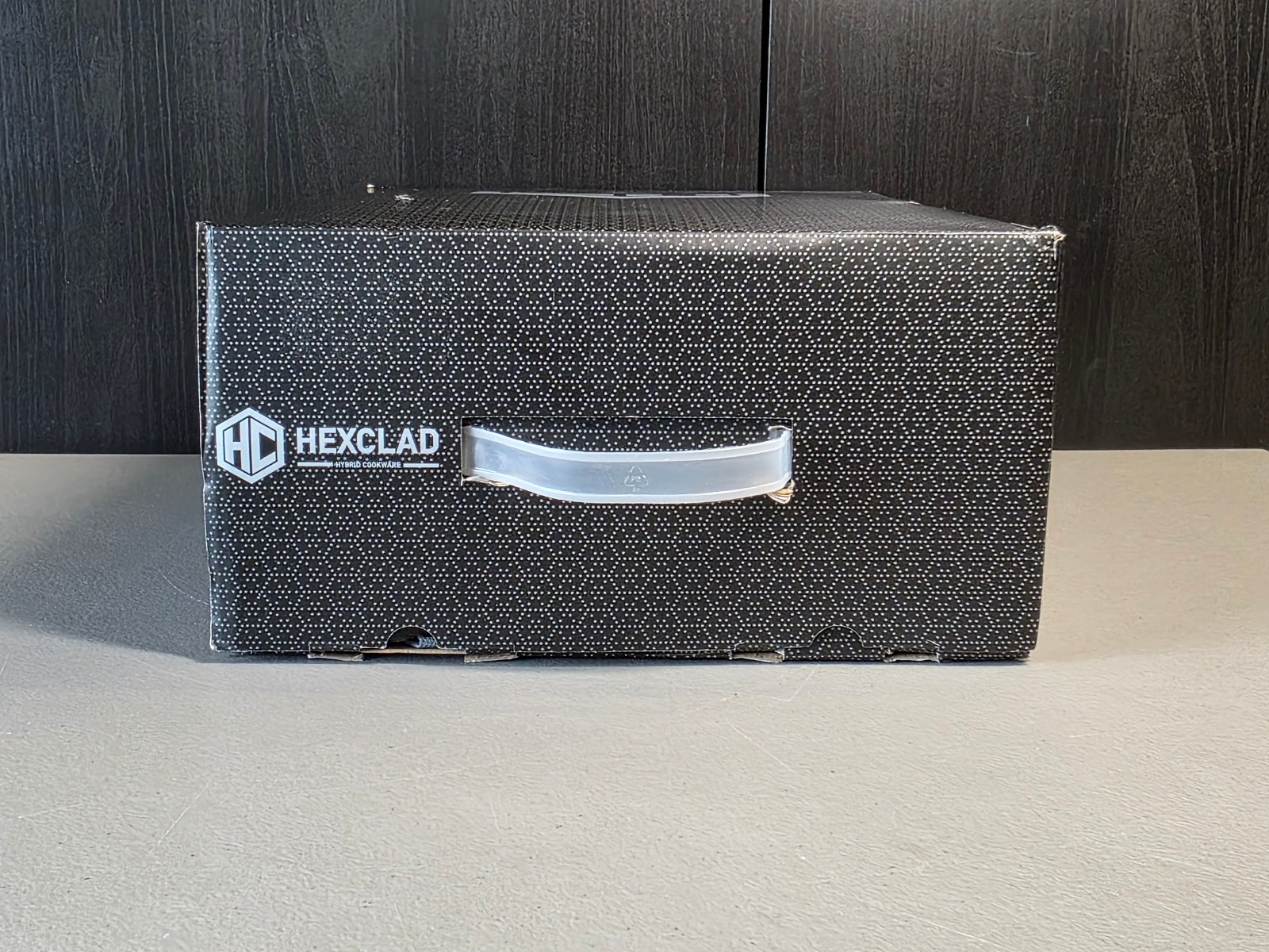 Hexclad Non-Stick Small Hybrid Roasting Pan with Rack 16″x10″x3″ – New