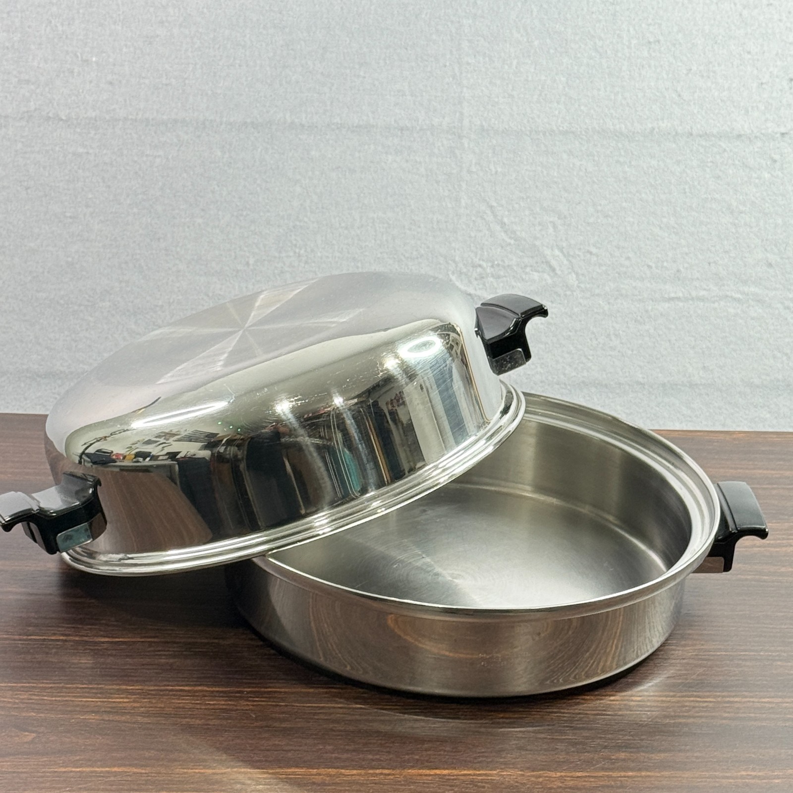 Royal Queen Multi Core 5-Ply Stainless Steel Skillet Pan w/ Dome Lid USA Made