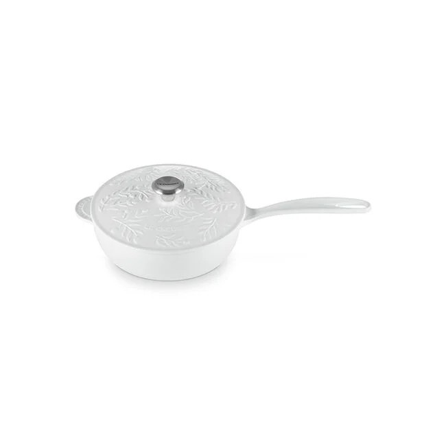 Le Creuset Olive Branch 2.25 qt 8.25 in Saucier Saucepan Cotton White NEW