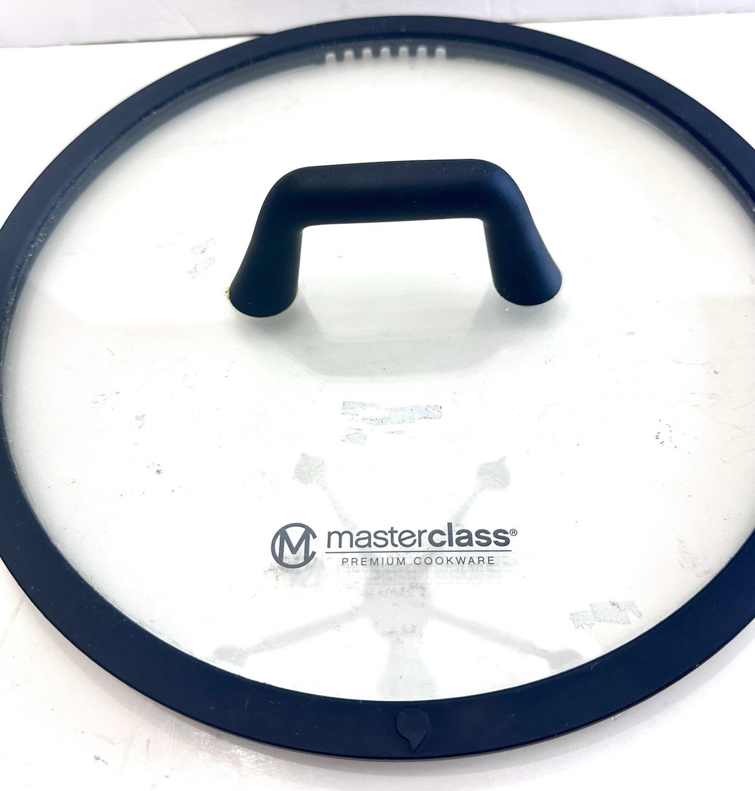 MasterClass 11in Round Glass Lid Clear/Black, Electric Gas Induction Compatible