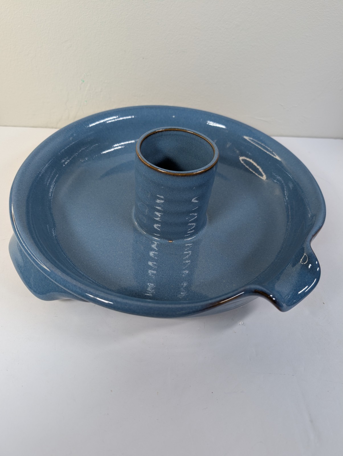 Pottery Blue Deep Dish Chicken Cooker Microwave & Dishwasher Safe 12″ round