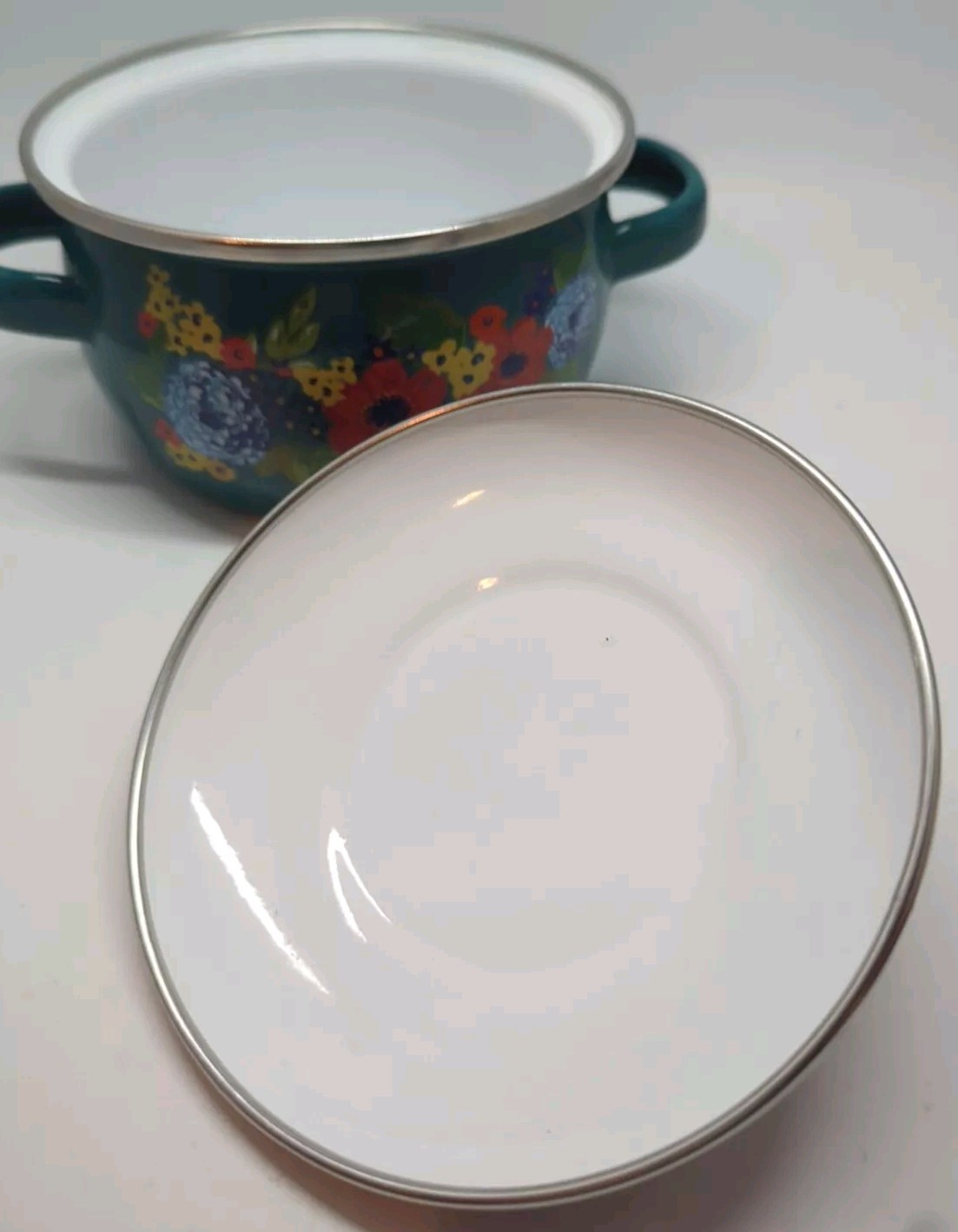 The Pioneer Woman Dazzling Dahlias 1 Qt. Enameled Steel Mini Dutch Oven Teal Red
