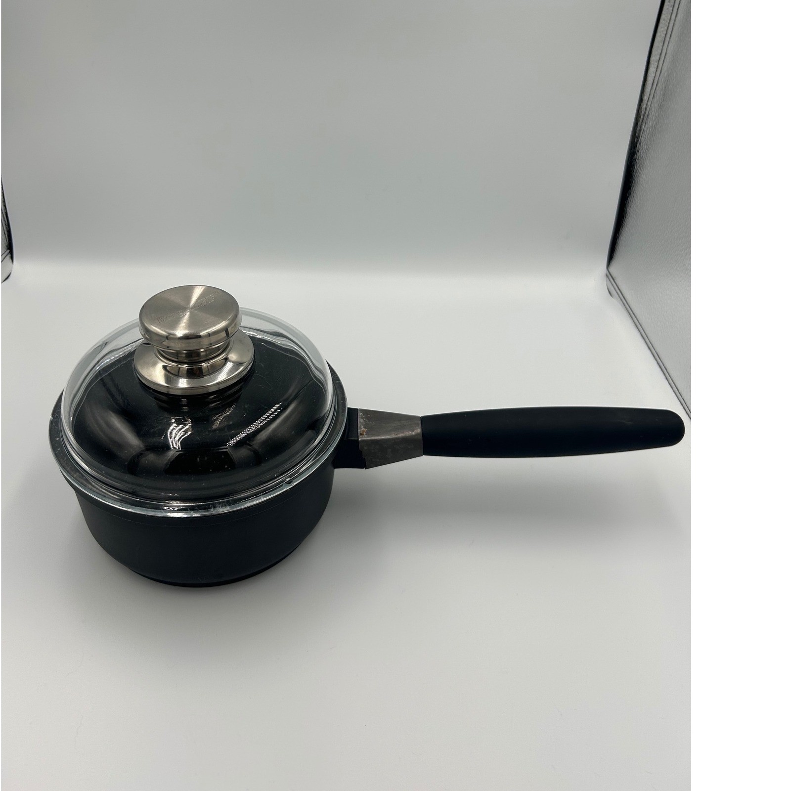 BergHOFF Non-Stick Saucepan with Glass Lid Black Interior Induction Base