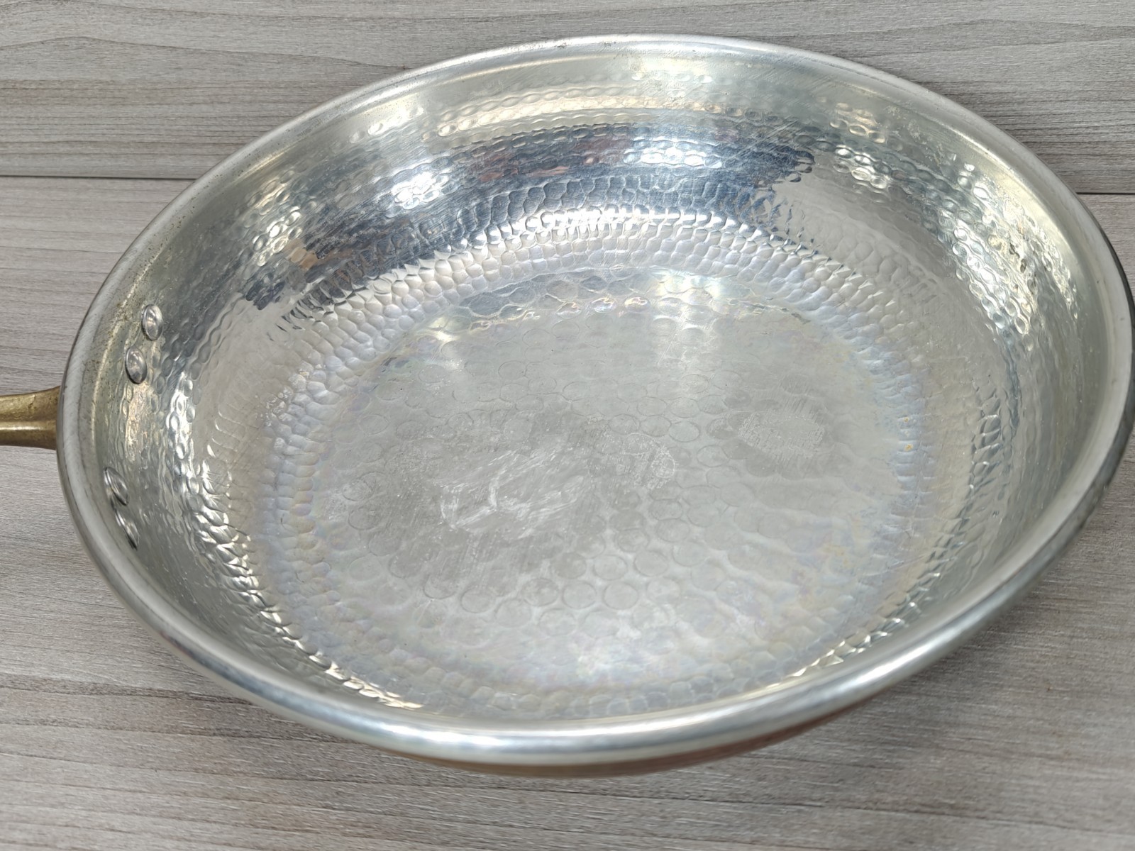 CU ARTIGIANA Hammered Copper 11.5″ IN SAUCIER Pan W/ Tin Lining Made In Italy