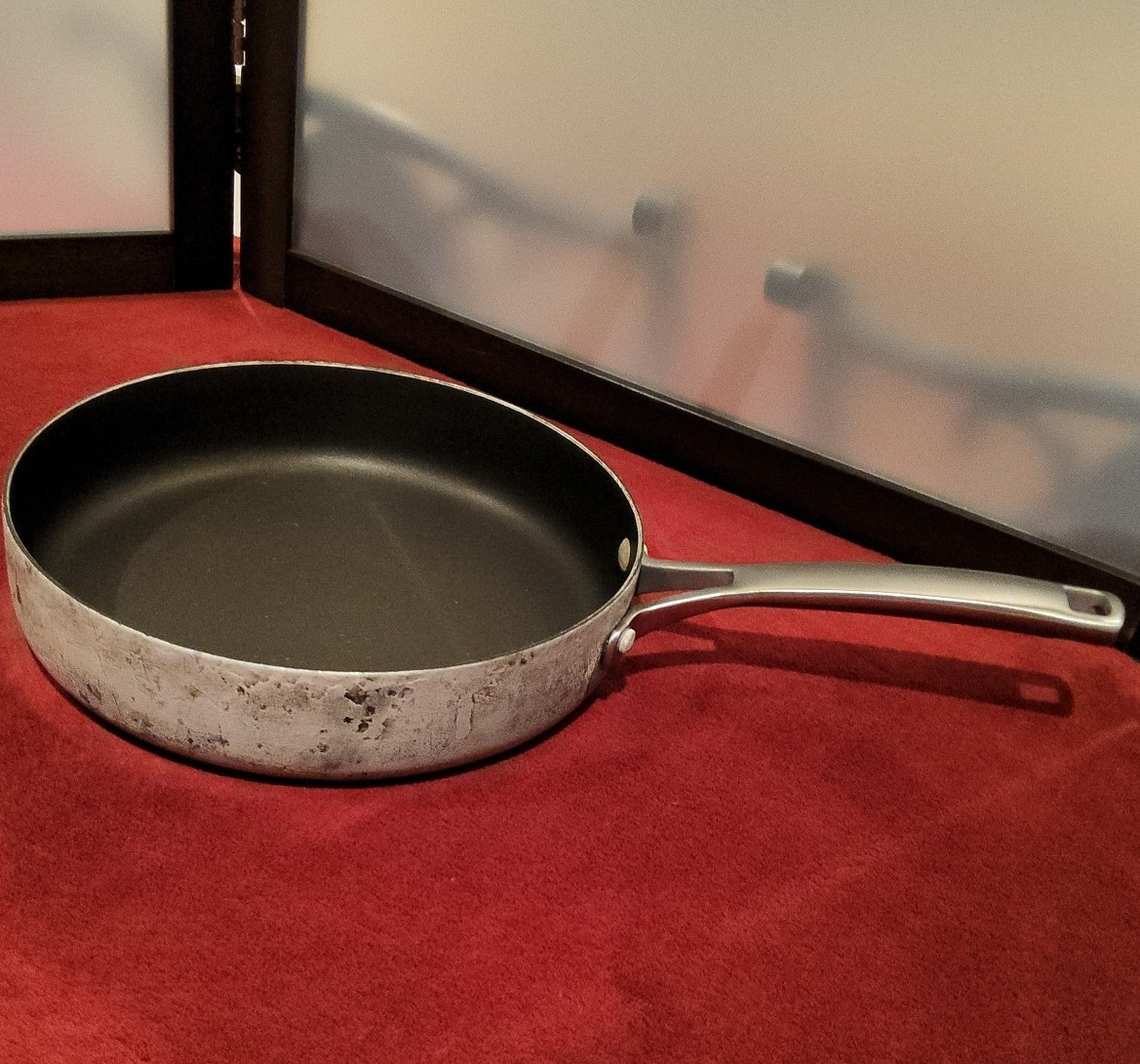 Chef’sChoice Classic Nonstick Frying Pan Long Handle 10.5in Black 500°F