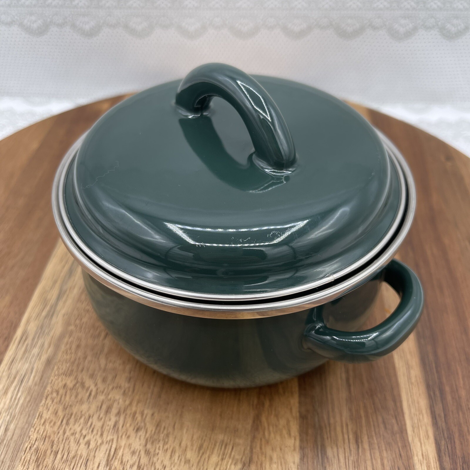 Megaware Green Enamelware Cooking Pot .5 qt w/Lid made in Spain Forest green