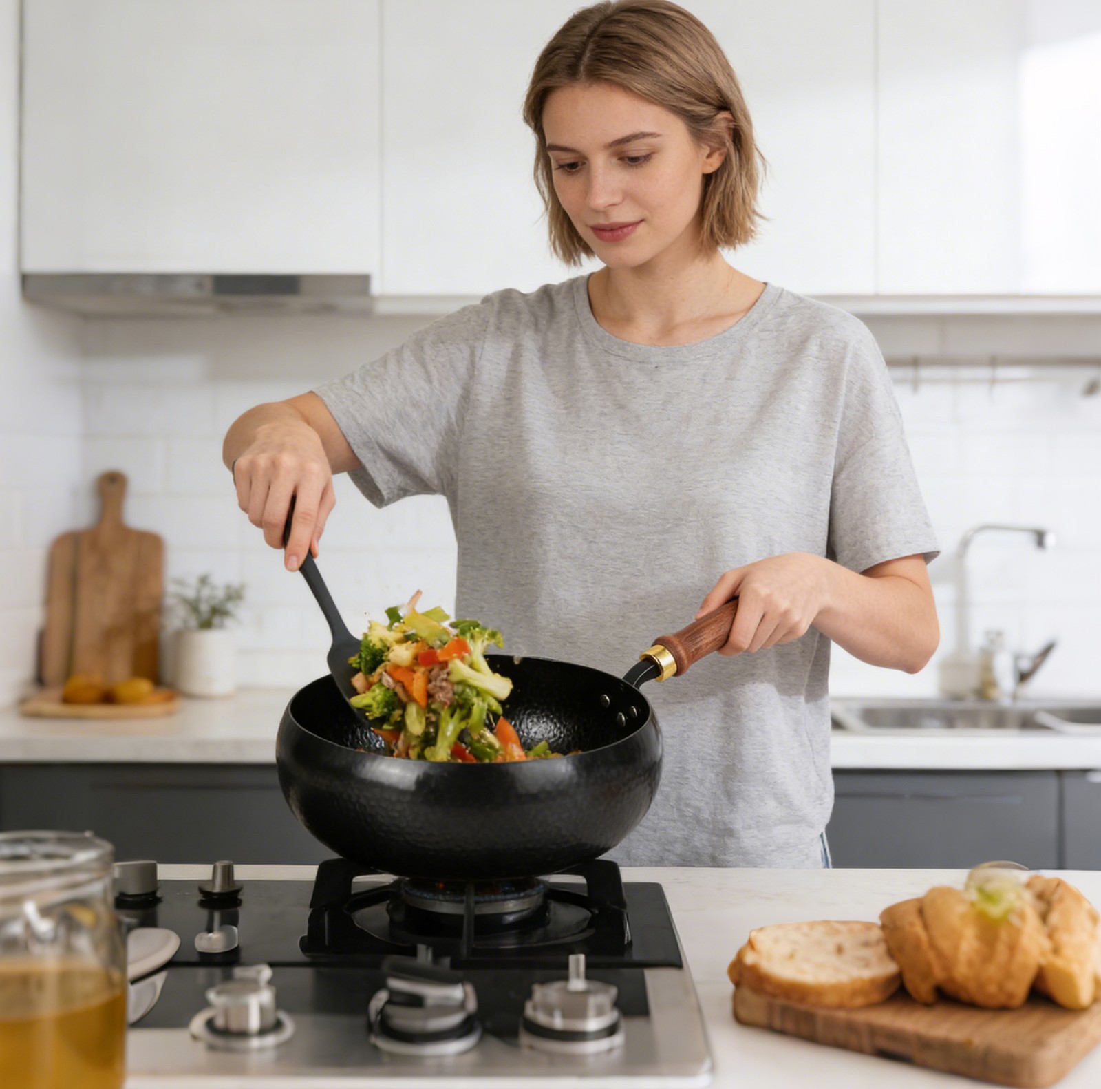 Hand-forged Hammered Wok, Deep Round Bottom Wok, Multi-purpose Stir Fry Pot
