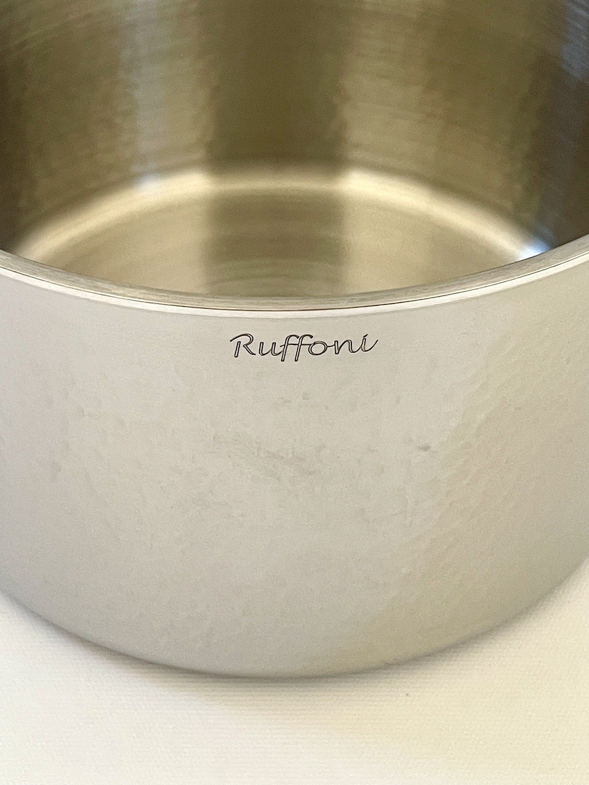 Ruffoni Opus Prima Hammered SS 3.5Qt/ 20 Cm Saucepan W/Garlic Knob Lid OPA2011Y