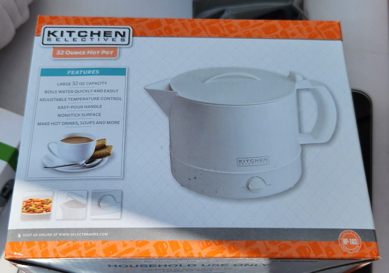 Kitchen Selectives 32oz Electric Hot Pot Non-Stick Adj Temp White HP-103
