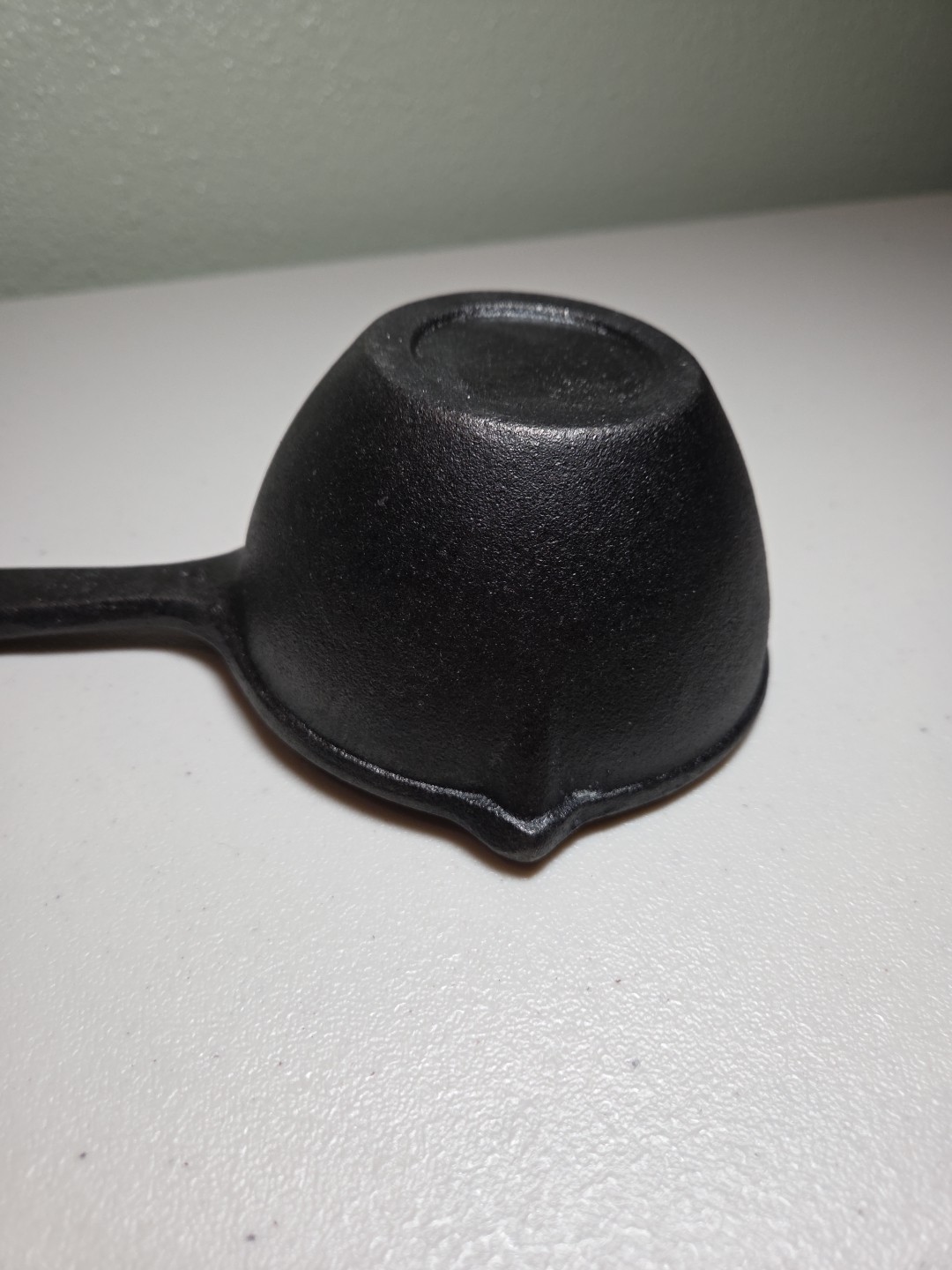 Cast Iron Saucepan, Cast Iron Melting Pot, 4.5inch wide 2.5 inch deep