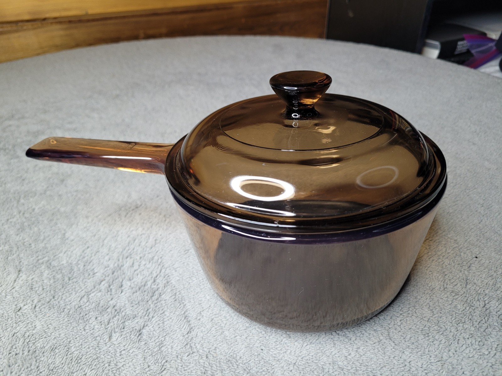 Vintage Vision Corning Ware 1 L Sauce Pan Pot w/ Pyrex Lid Amber Glass USA