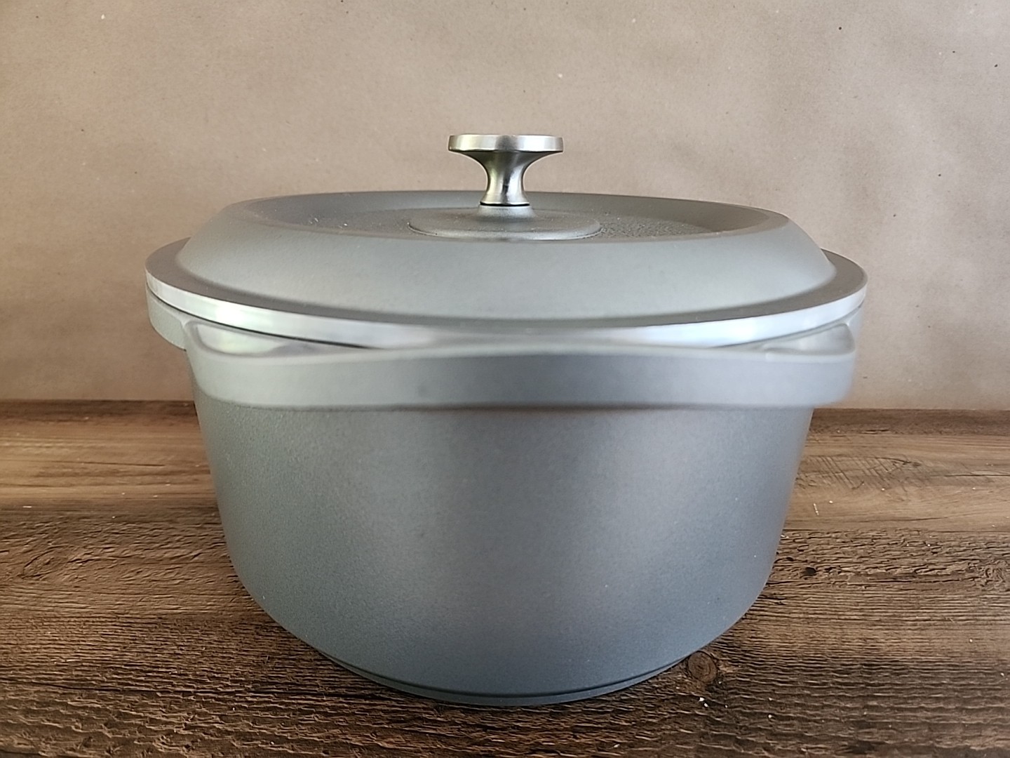 NORDIC WARE 6qt Dutch Oven/Roaster with Lid Cast Aluminum MADE IN USA