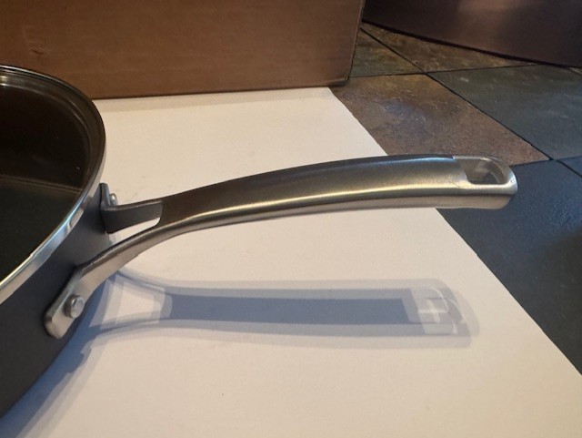 NEW Calphalon CLASSIC HARD ANODIZED 3 QT / 10″ COVERED SAUTE PAN WITH COVER