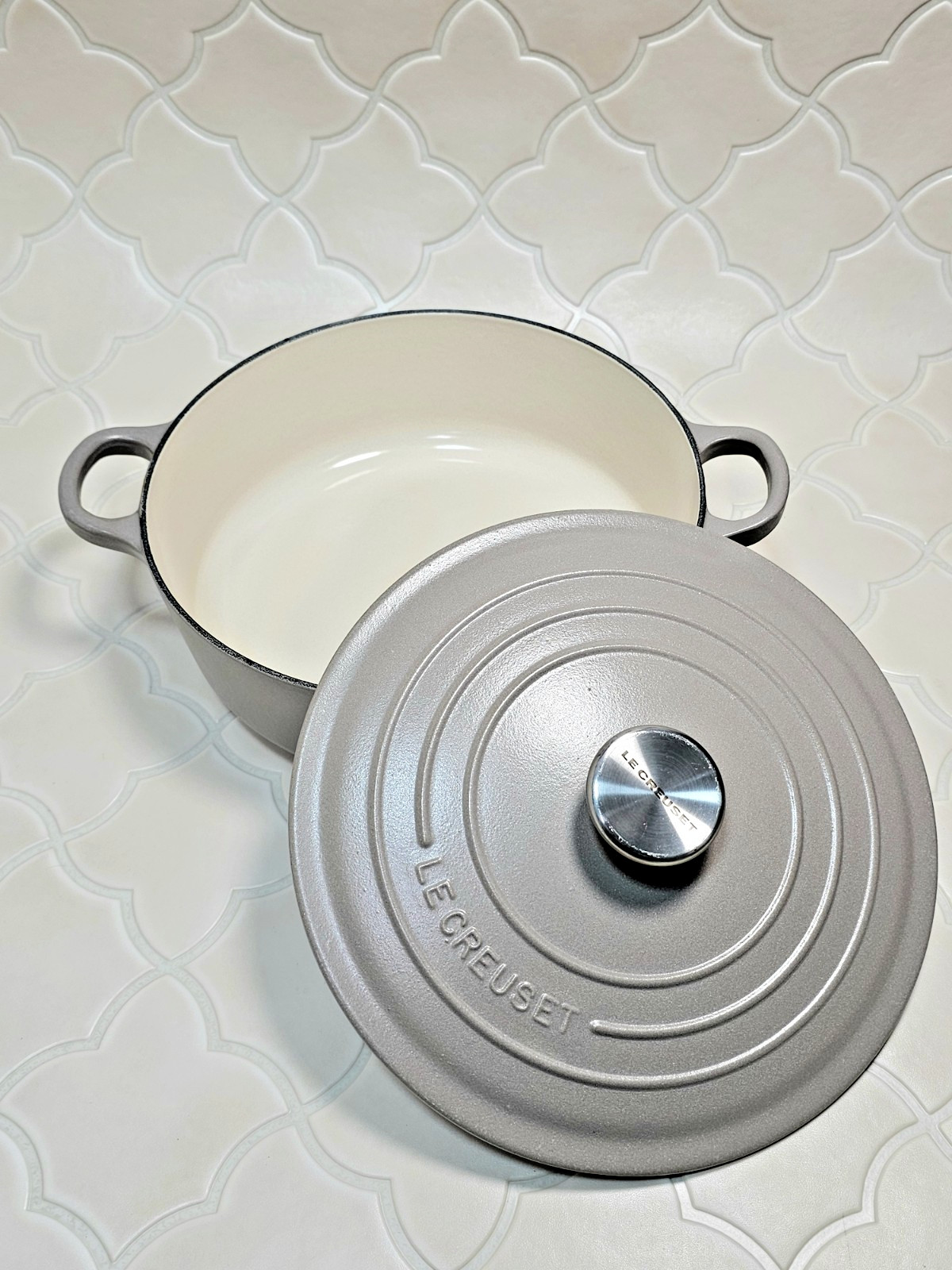 Le Creuset Risotto Pot 24cm 3.5Qt Greige Matte Japonaise Cast Iron Shallow Pot