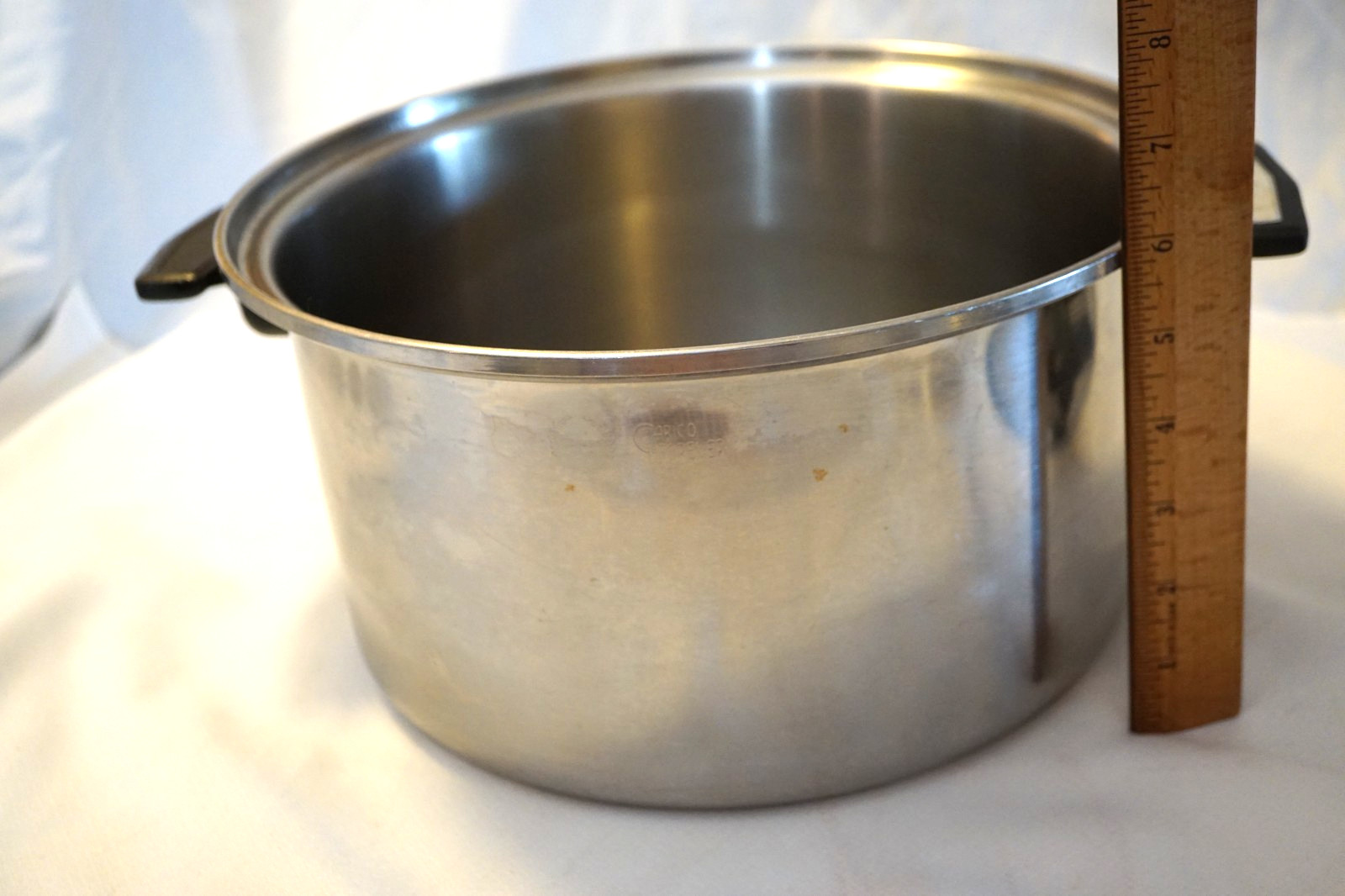 CARICO STOCKPOT 8 QUART W /2 LIDS REGULAR & DOME STAINLESS STEEL MADE IN USA