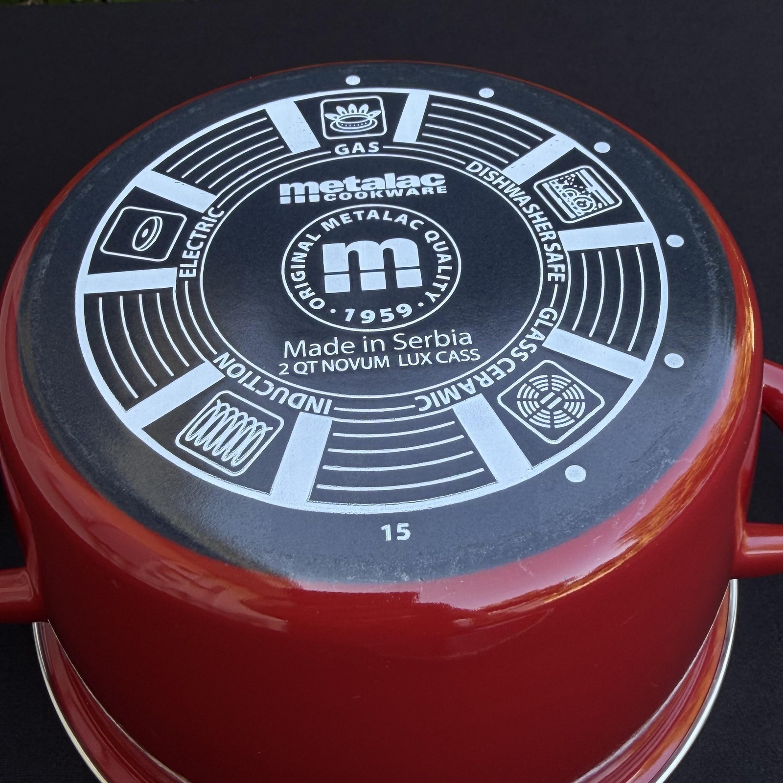 Metalac Cookware Red Enamel Casserole Pot 2 QT Round 7″ W/Lid Made in Serbia