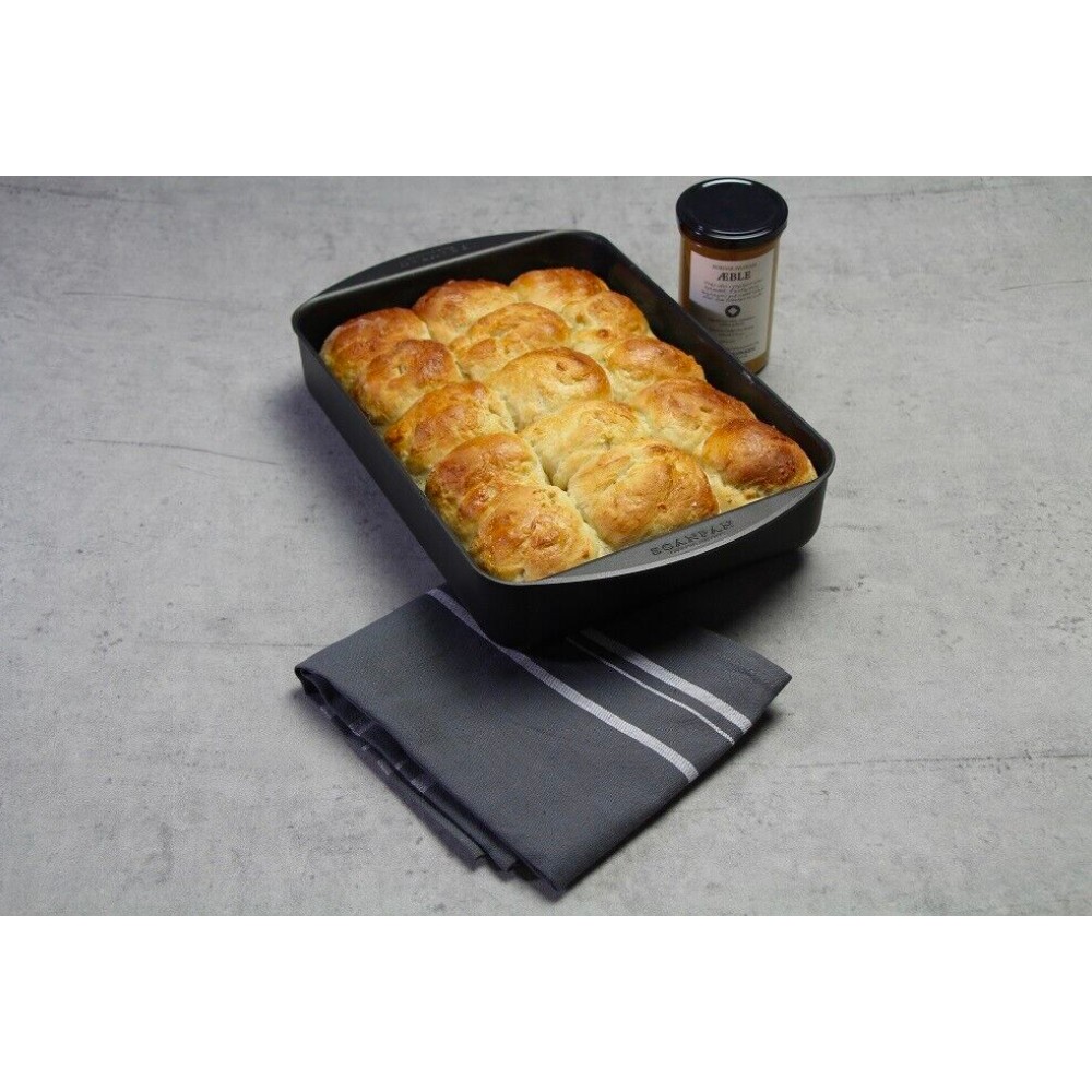 Scanpan Classic Roasting Pan Dish 34cm x 22cm / 3.25L