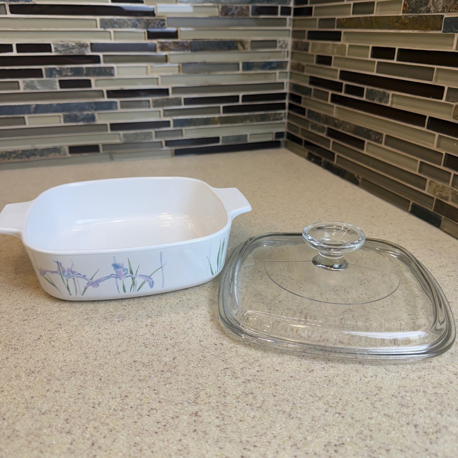 VTG Corning Ware Shadow Iris Casserole Dish 5pc Set w/ 2 Lids 1L, 1.5L, 2L